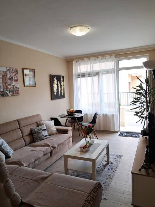Holiday Home Apartment 부드바 외부 사진